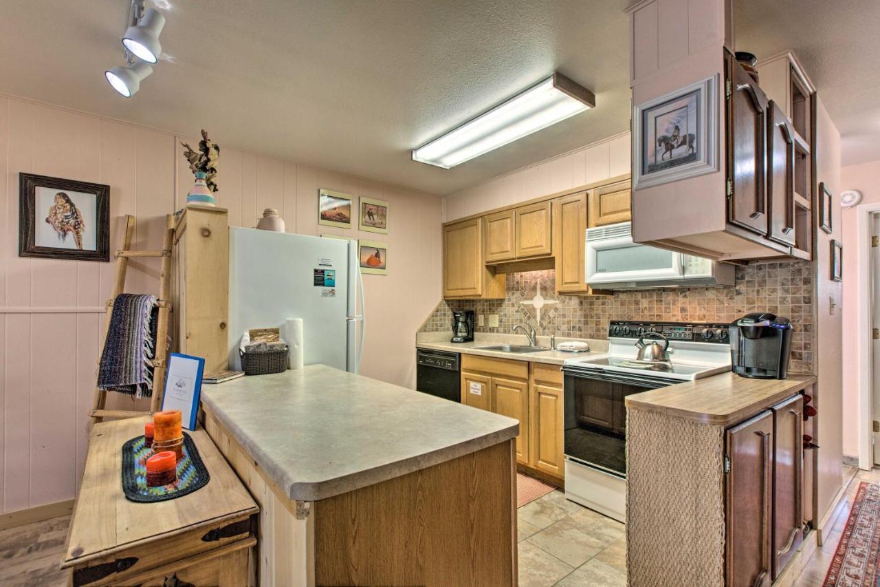 Red River Ski Condo On Main St - Mtn View! Kültér fotó