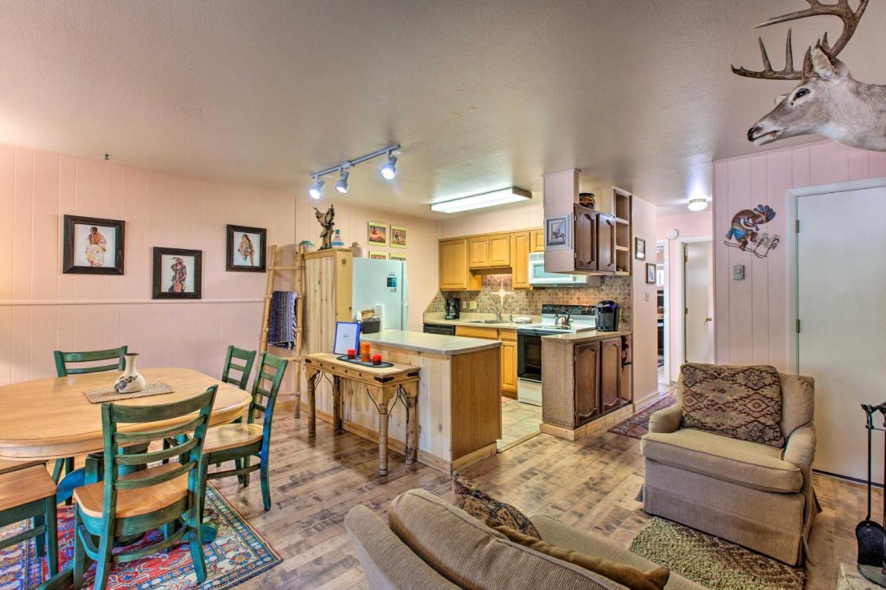 Red River Ski Condo On Main St - Mtn View! Kültér fotó